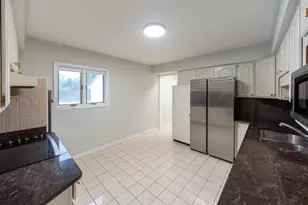 46105 W Seven Mile Rd, Northville, MI 48167 - Photo 16