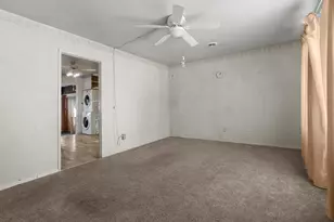 1324 E Mosel Ave, Kalamazoo, MI 49004 - Photo 2