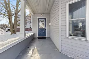 820 5th St NW, Grand Rapids, MI 49504 - Photo 2