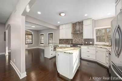 4857 Division Avenue N, Comstock Park, MI 49321 - Photo 6
