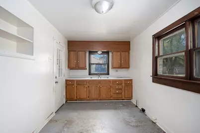 205 Pleasant Street, Hartford, MI 49057 - Photo 8