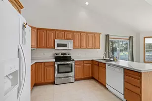 6204 Thistlewood Ave, Scotts, MI 49088 - Photo 6