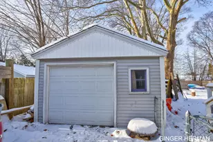 3457 Collingwood Ave SW, Wyoming, MI 49519 - Photo 4