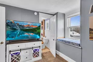 310 W Barnes Ave, Lansing, MI 48910 - Photo 26