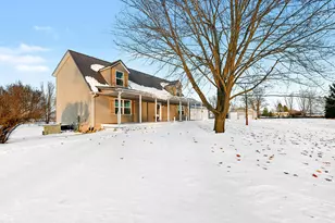 549 Nicholas Rd, Ionia, MI 48846 - Photo 2
