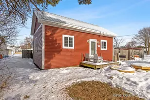 1510 W Stewart St, Owosso, MI 48867 - Photo 2