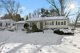 3709 Alamo Ave, Kalamazoo, MI 49006 - Photo 4