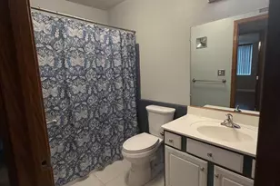 3911 Fort St, Trenton, MI 48183 - Photo 12
