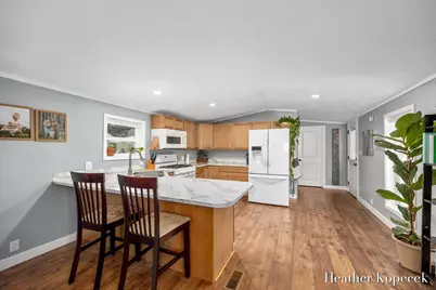 10664 Aquarius Drive NE, Rockford, MI 49341 - Photo 6