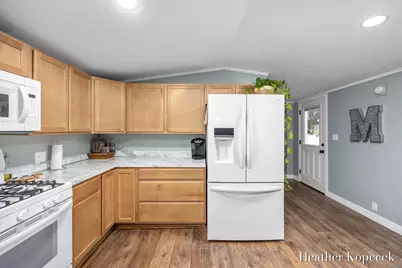 10664 Aquarius Drive NE, Rockford, MI 49341 - Photo 8