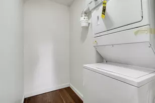 127 N Pleasant St, Watervliet, MI 49098 - Photo 10