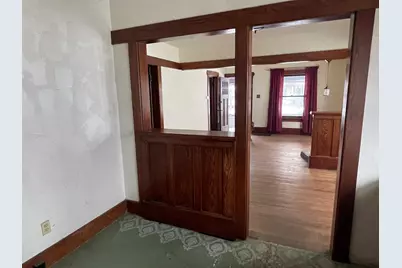 21 Charlotte Street, Battle Creek, MI 49017 - Photo 6
