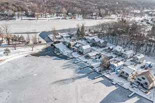 8873 Lagoon Dr, Brighton, MI 48116 - Photo 46