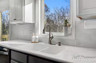 5382 Pinnacle Dr SW, Wyoming, MI 49519 - Photo 12