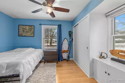 105 E 31st Street, Holland, MI 49423 - Photo 10