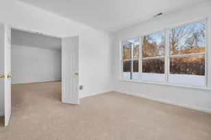 8117 Autumn Woods Tr, Ypsilanti, MI 48198 - Photo 12