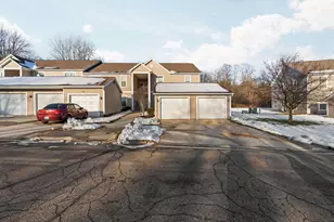 8117 Autumn Woods Tr, Ypsilanti, MI 48198 - Photo 24