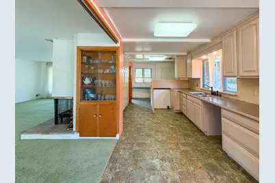 873 Hendrick Road, Norton Shores, MI 49441 - Photo 4