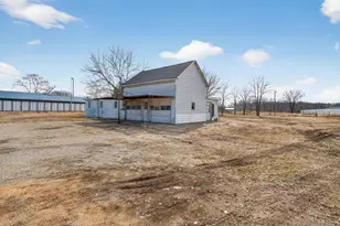 4309 Page Ave, Michigan Center, MI 49254 - Photo 2