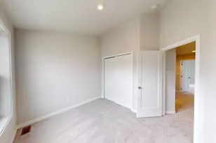 2877 Rayfield Ave, Ann Arbor, MI 48105 - Photo 16