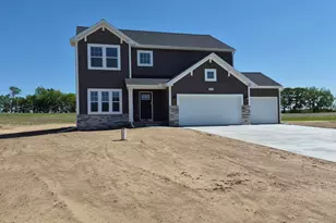 9392 Snow Vly Dr SE, Alto, MI 49302 - Photo 2