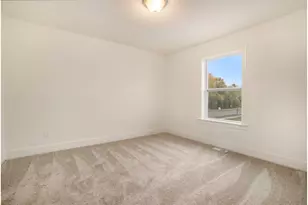 9392 Snow Vly Dr SE, Alto, MI 49302 - Photo 22