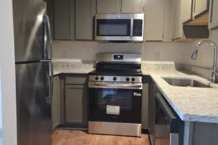 1655 Campau Farms Cir, Detroit, MI 48207 - Photo 16