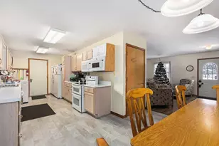 4935 W Deren Rd, Ludington, MI 49431 - Photo 10