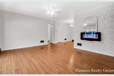 3463 McCracken Street, Norton Shores, MI 49441 - Photo 8