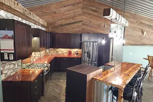 6635 E Chicago Rd, Jonesville, MI 49250 - Photo 6