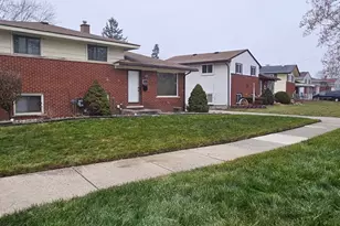 9814 Cass Ave, Taylor, MI 48180 - Photo 4