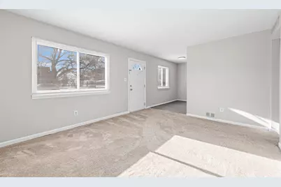 34084 Currier Street, Wayne, MI 48184 - Photo 4