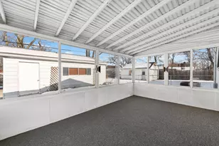 34084 Currier St, Wayne, MI 48184 - Photo 20