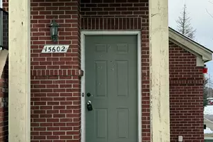 15602 Stone Crossing Dr, Southfield, MI 48075 - Photo 2