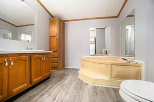 6501 Knights Way, Kalamazoo, MI 49009 - Photo 12