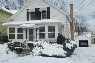613 Chester St, Jackson, MI 49203 - Photo 2