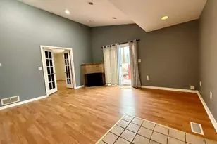 1213 Commonwealth Ave, Ypsilanti, MI 48198 - Photo 2