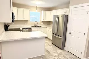 2590 Eagle Ridge, Muskegon, MI 49444 - Photo 2