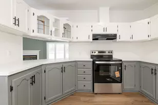 23515 Morton St, Dowagiac, MI 49047 - Photo 4