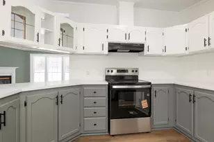 23515 Morton St, Dowagiac, MI 49047 - Photo 6