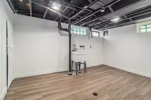 23135 Melrose Ave, Eastpointe, MI 48021 - Photo 18