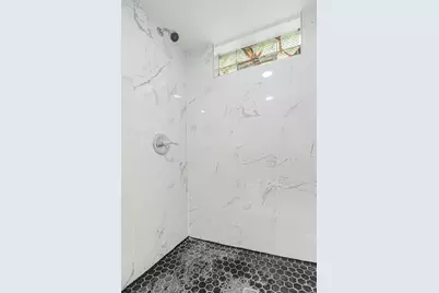 23135 Melrose Avenue, Eastpointe, MI 48021 - Photo 16