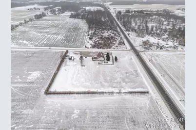 8055 S Castle Road, Sheridan, MI 48884 - Photo 2