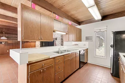 1443 Mount Mercy Drive NW, Grand Rapids, MI 49504 - Photo 6