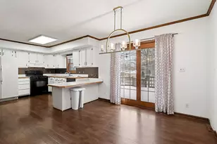 99 Fineview Ave, Kalamazoo, MI 49004 - Photo 6