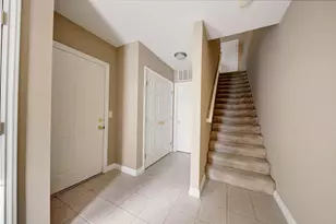 5788 Hampshire Ln, Ypsilanti, MI 48197 - Photo 2