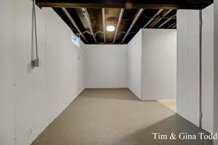 1628 Ira Ave NW, Grand Rapids, MI 49504 - Photo 22
