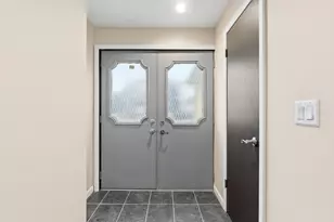 321 Ackerson Lake Dr, Jackson, MI 49201 - Photo 4