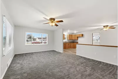 321 Ackerson Lake Drive, Jackson, MI 49201 - Photo 10