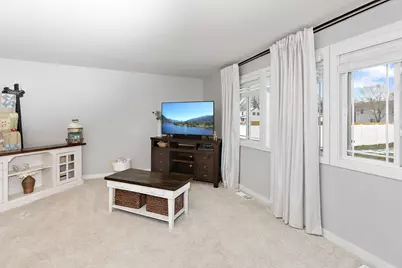 518 Dogwood Lane, Watervliet, MI 49098 - Photo 10